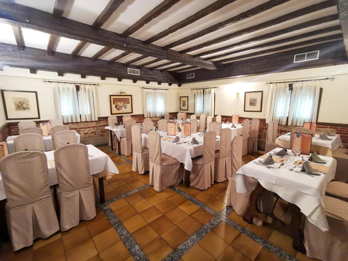 Hospedaje Bar El Gato Del Acueducto Σεγκόβια Εξωτερικό φωτογραφία